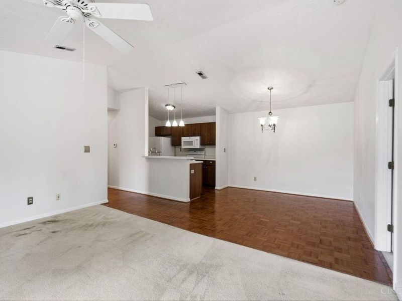 7633 Montgomery Road, Unit 7, Sycamore Township, OH 45236 Photo 11