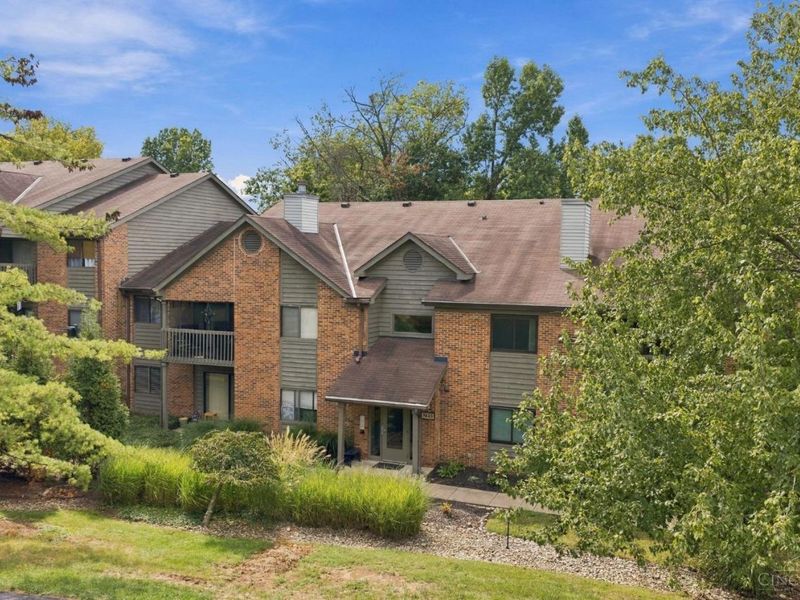 7633 Montgomery Road, Unit 7, Sycamore Township, OH 45236 Photo 2