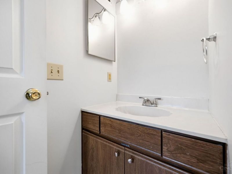 7633 Montgomery Road, Unit 7, Sycamore Township, OH 45236 Photo 32