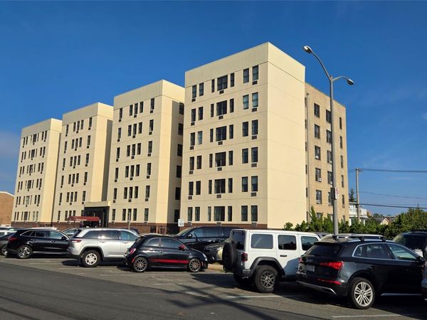 25 W Broadway , Unit 501, Long Beach, NY 11561