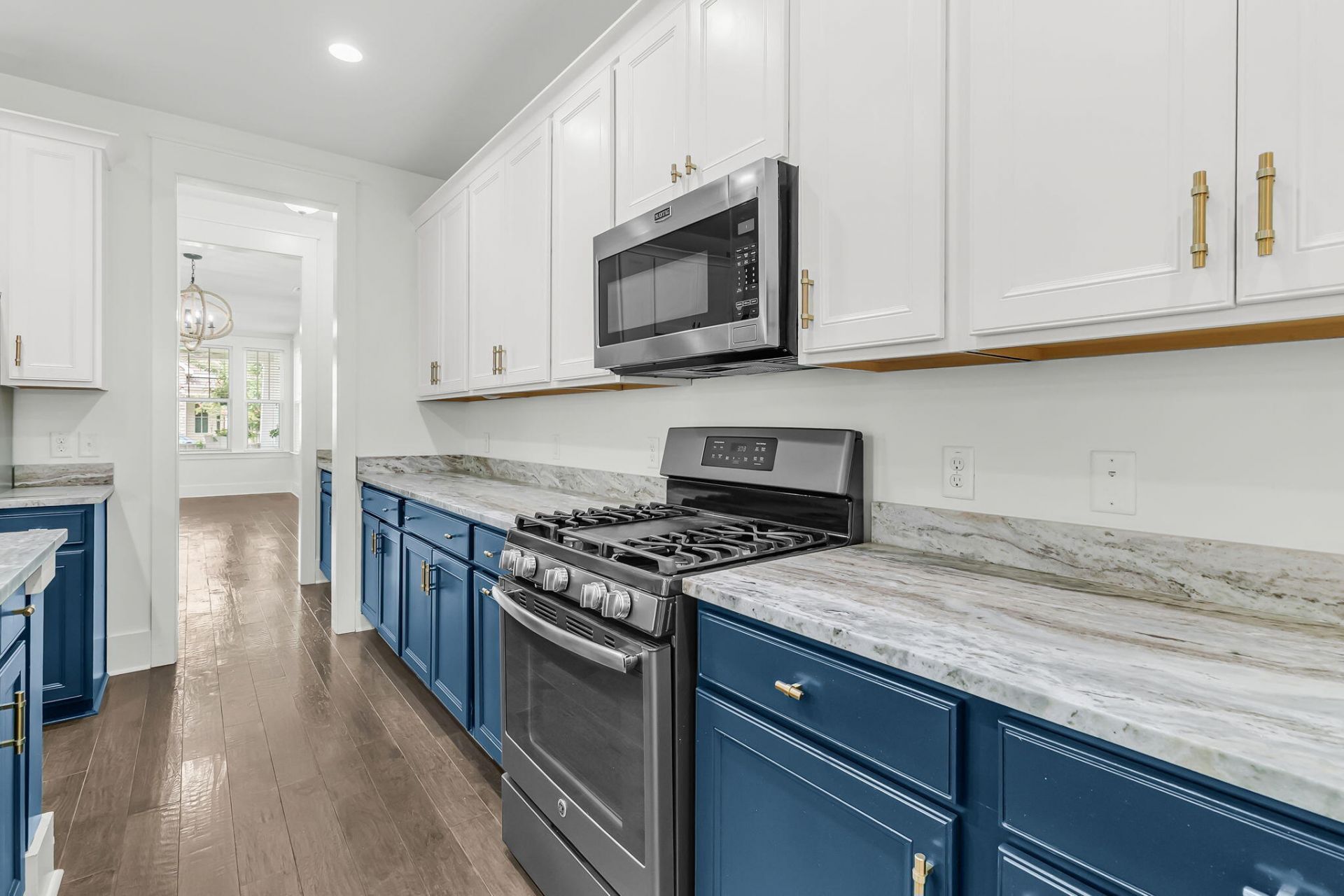 229 Ribbon Road Photo 10