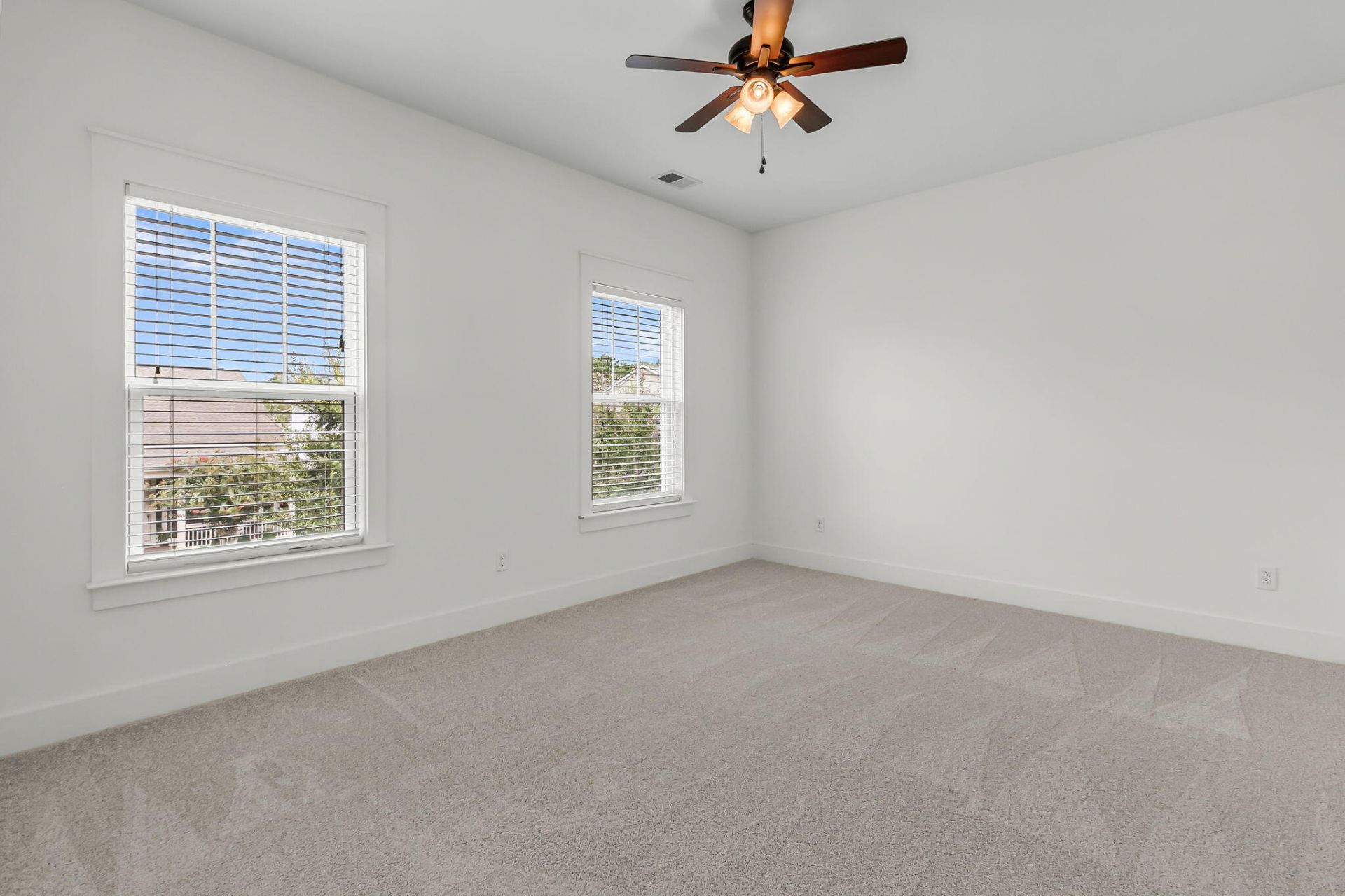 229 Ribbon Road Photo 31