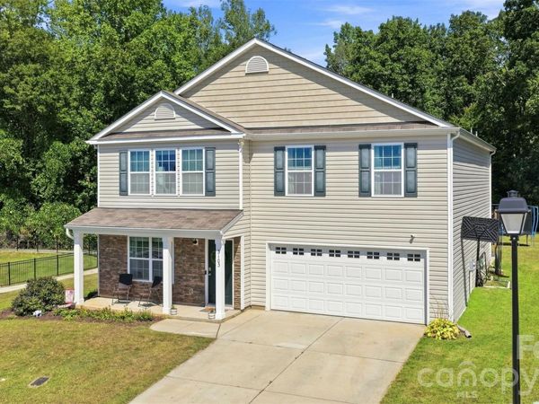 3103 Winesap Drive , Dallas, NC 28034