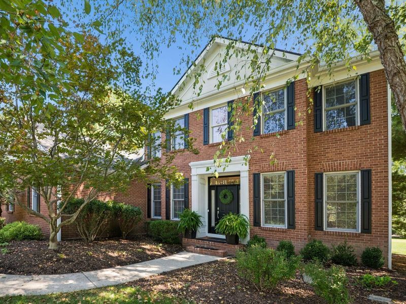 96 Cressingham Lane, Powell, OH 43065 Photo 2