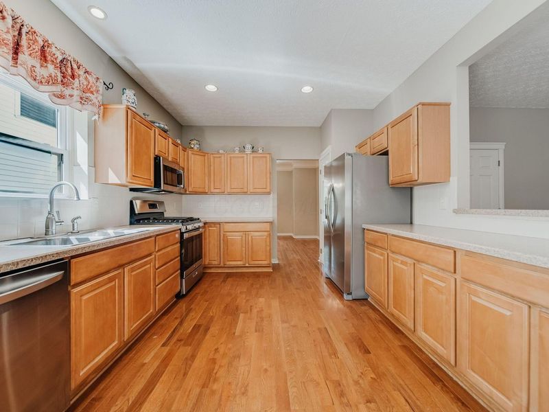 4294 Greensbury Drive, New Albany, OH 43054 Photo 14