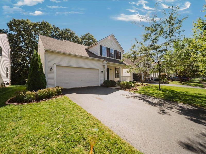 4294 Greensbury Drive, New Albany, OH 43054 Photo 2
