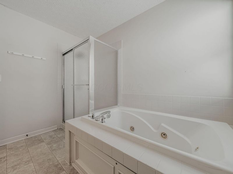 4294 Greensbury Drive, New Albany, OH 43054 Photo 47