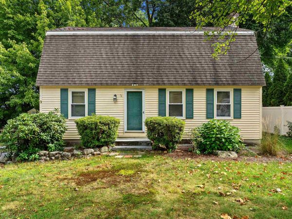 3 Betty Lane, Manchester, NH 03104