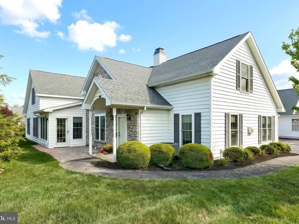 2176 BAYBERRY LANE, YORK, PA 17403