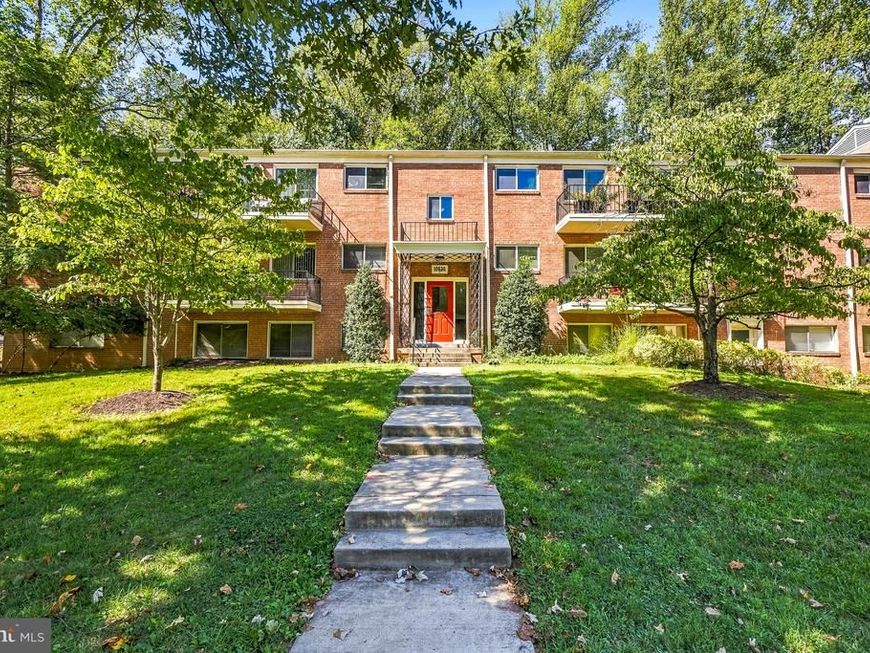 10638 Weymouth Street , Unit 204, Bethesda, MD 20814 Main Photo