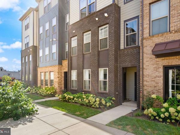 46005 WOODPECKER SQUARE , STERLING, VA 20165