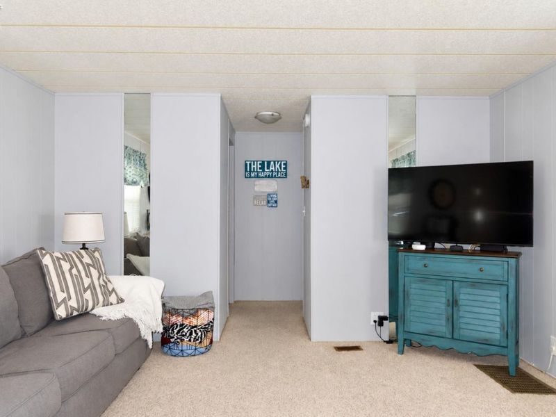 8175 E Northshore Boulevard, Unit 8, Marblehead, OH 43440 Photo 4