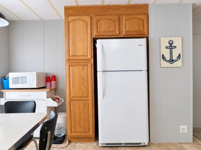 8175 E Northshore Boulevard, Unit 8, Marblehead, OH 43440 Photo 8