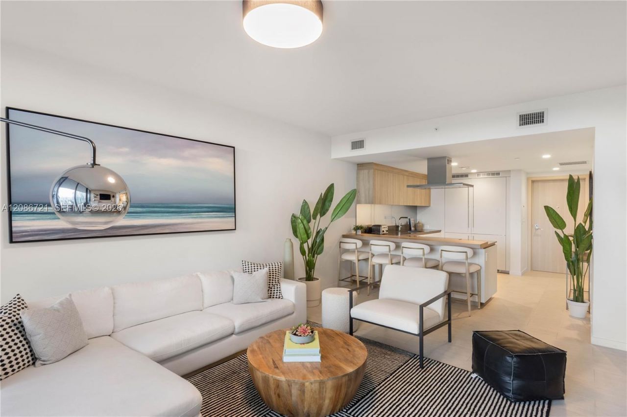 1000 Brickell Plaza, Unit 2704, Miami, FL 33131 Photo