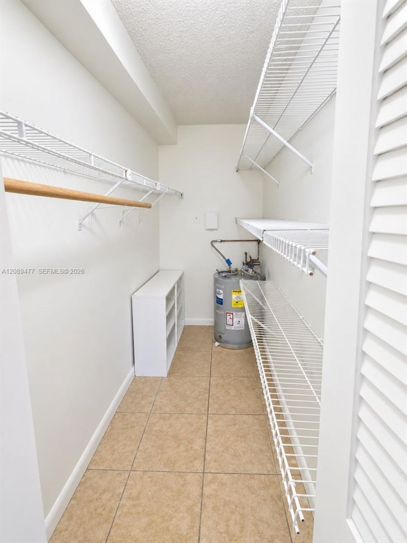 300 SW 134th Way , Unit 105E, Pembroke Pines, FL 33027 Photo