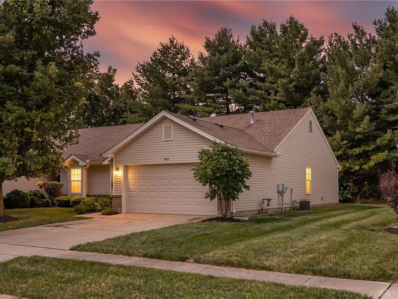 4071 Vitek Drive, Huber Heights, OH 45424 Photo 1