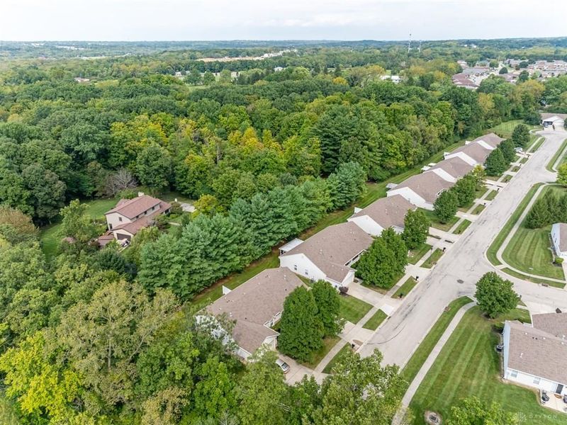 4071 Vitek Drive, Huber Heights, OH 45424 Photo 37