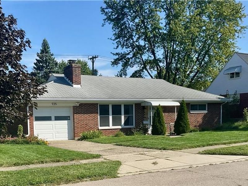 935 Gardner, Kettering, OH 45429 Photo 2