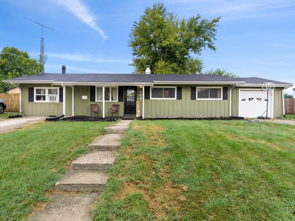604 Center Drive, Frankfort, IN 46041