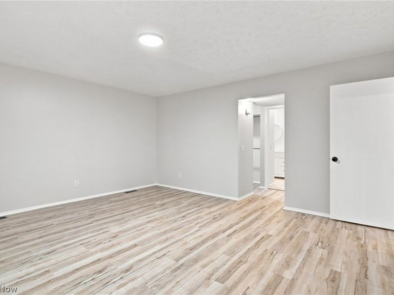 18259 Glencreek Lane, Strongsville, OH 44136 Photo 30