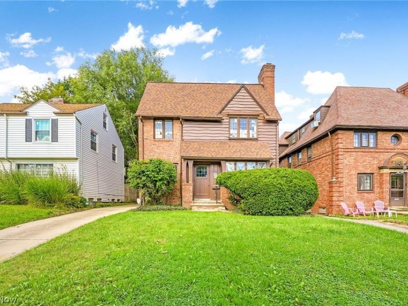 3670 Winchell Road, Shaker Heights, OH 44122 Photo 2