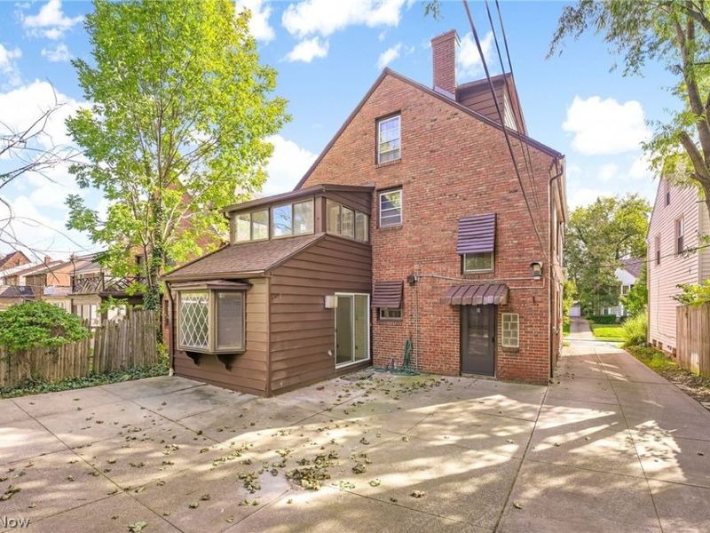 3670 Winchell Road, Shaker Heights, OH 44122 Photo 3