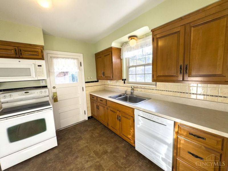 5923 Beacraft Avenue, Cincinnati, OH 45213 Photo 12