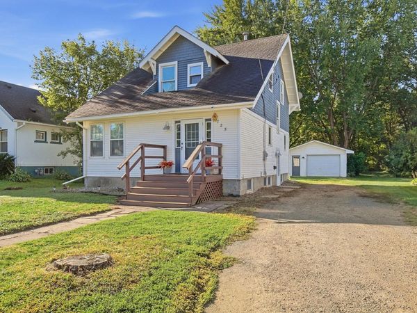 725 Home Street , Kenyon, MN 55946