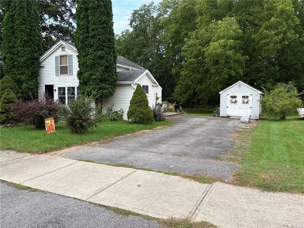 17 North Street , Churchville, NY 14428