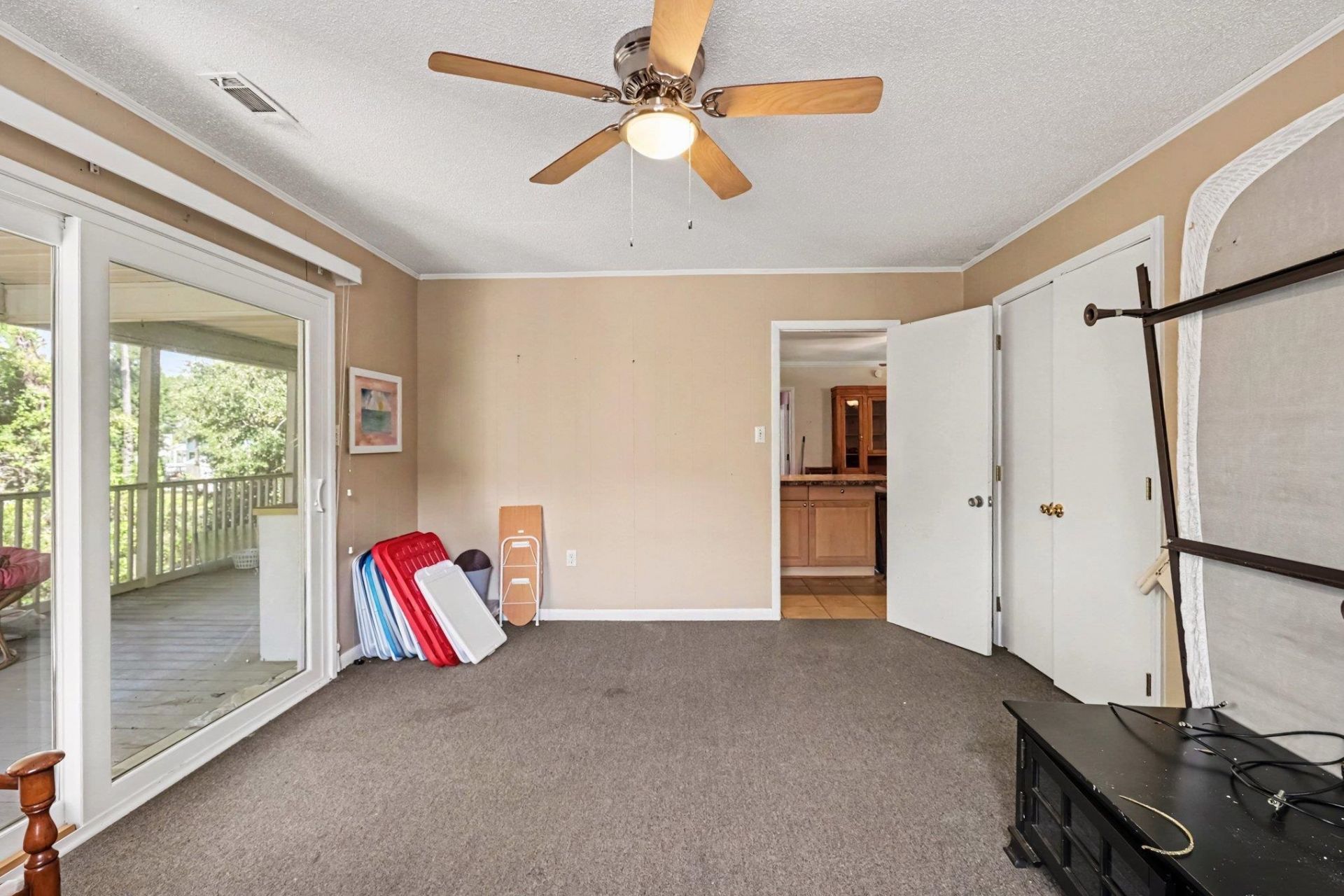 116 Lake Ct. Photo 16