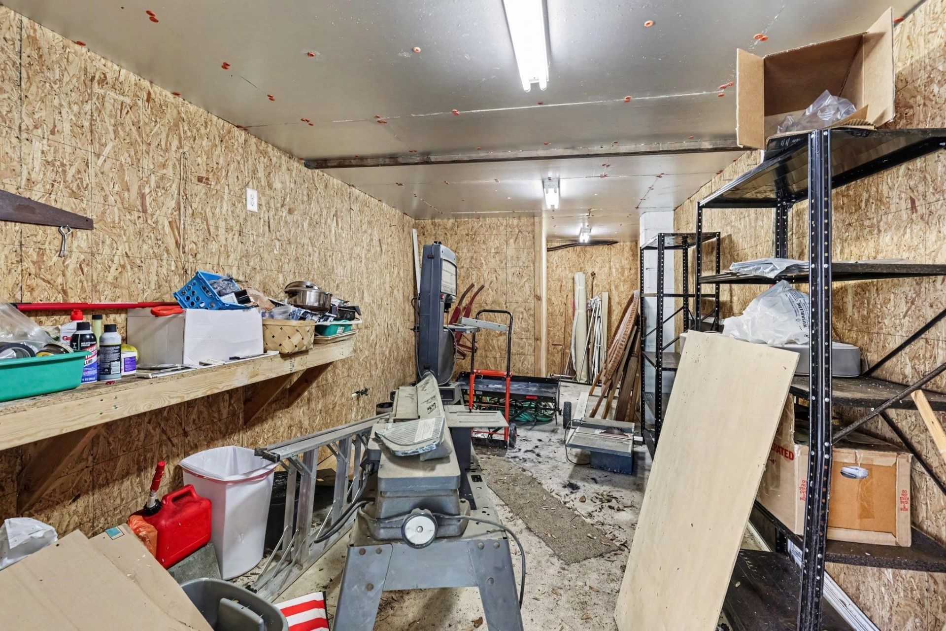 116 Lake Ct. Photo 34