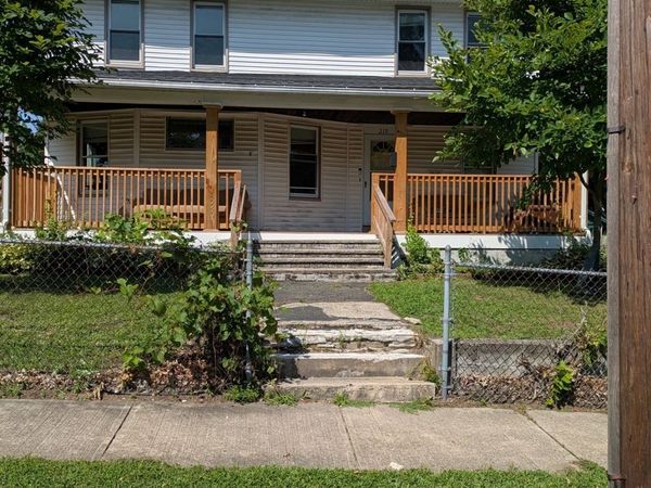 210 Albemarle St, Springfield, MA 01109