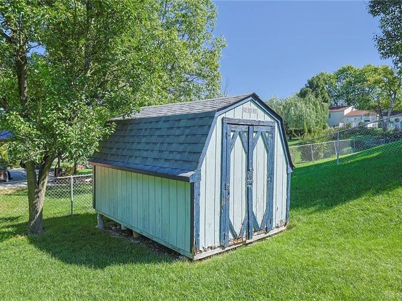 1403 Moondust Court, Miamisburg, OH 45342 Photo 37