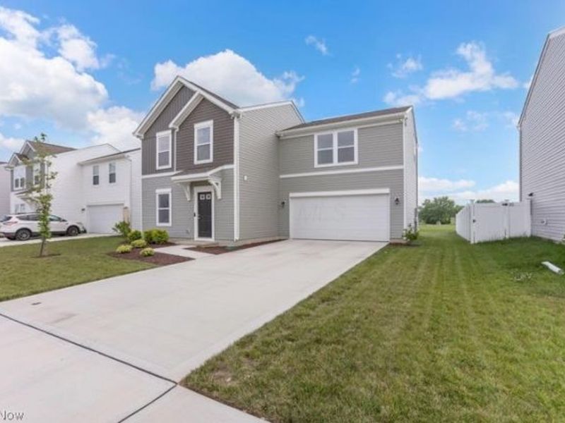 111 Boutot Street, Ashville, OH 43103 Photo 3