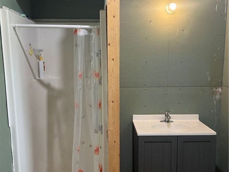 6307 Lansing Avenue, Cleveland, OH 44105 Photo 6