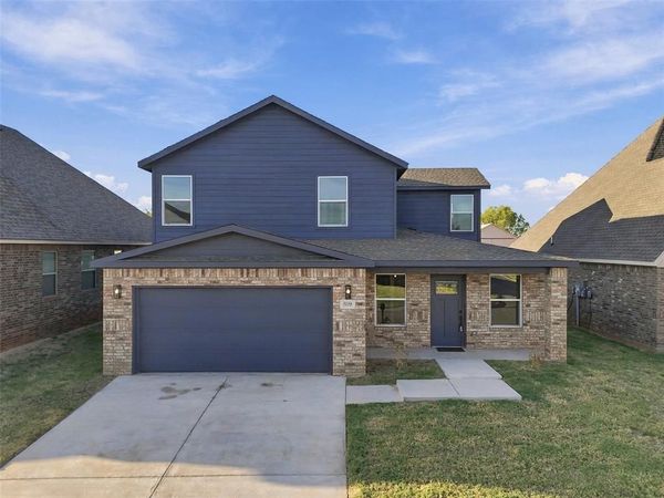 809 Venice Court, Kingfisher, OK 73750