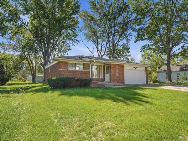 11966 Belmont Avenue , Warren, Mi 48089