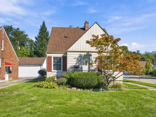 23800 Buckingham Street , Dearborn, Mi 48128