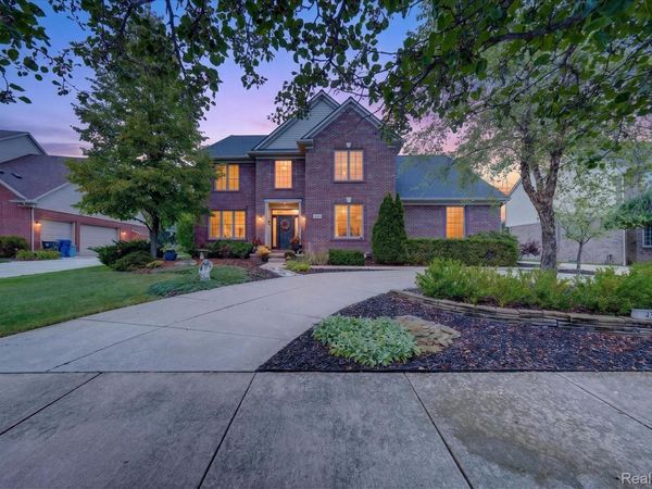 432 E Canford Park , Canton Township, Mi 48187