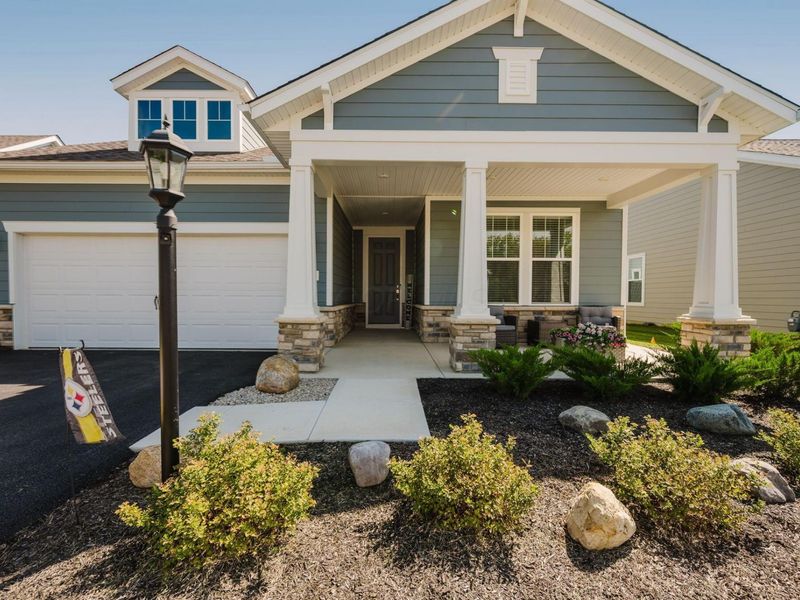 726 Oldcastle Road, Lewis Center, OH 43035 Photo 2