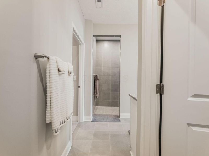 726 Oldcastle Road, Lewis Center, OH 43035 Photo 52