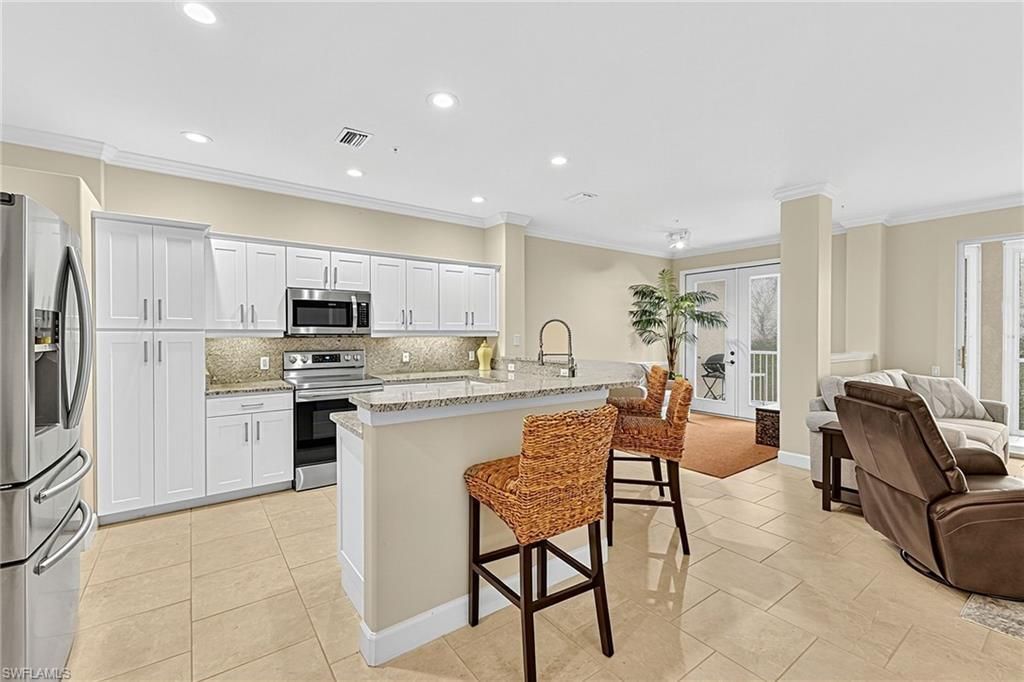 9111 Southmont Cv, Unit 305, Fort Myers, FL 33908 Photo