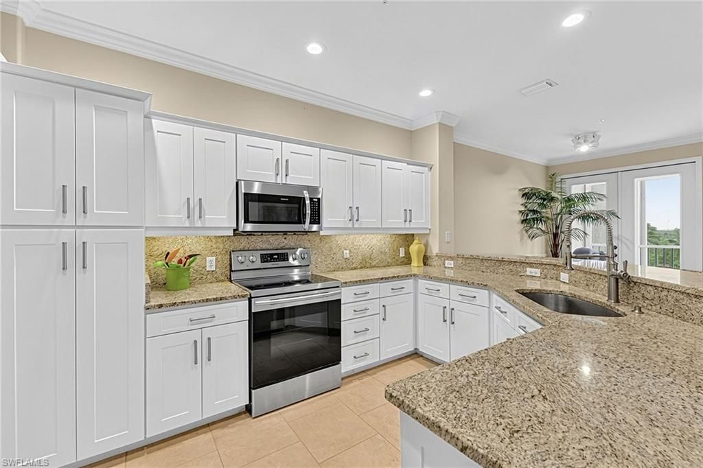 9111 Southmont Cv, Unit 305, Fort Myers, FL 33908 Photo