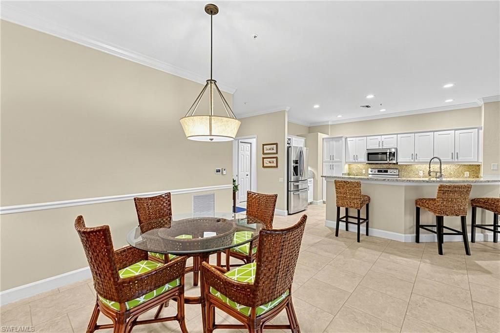 9111 Southmont Cv, Unit 305, Fort Myers, FL 33908 Photo