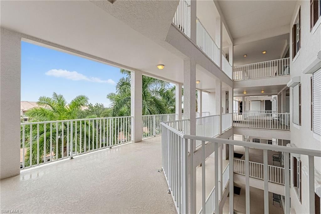 9111 Southmont Cv, Unit 305, Fort Myers, FL 33908 Photo
