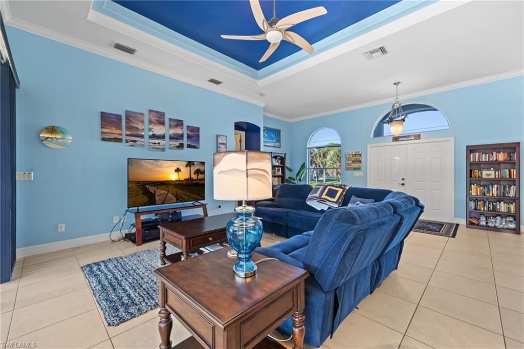 812 Mcarthur Ave, Lehigh Acres, FL 33936 Photo