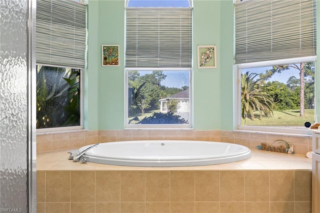812 Mcarthur Ave, Lehigh Acres, FL 33936 Photo