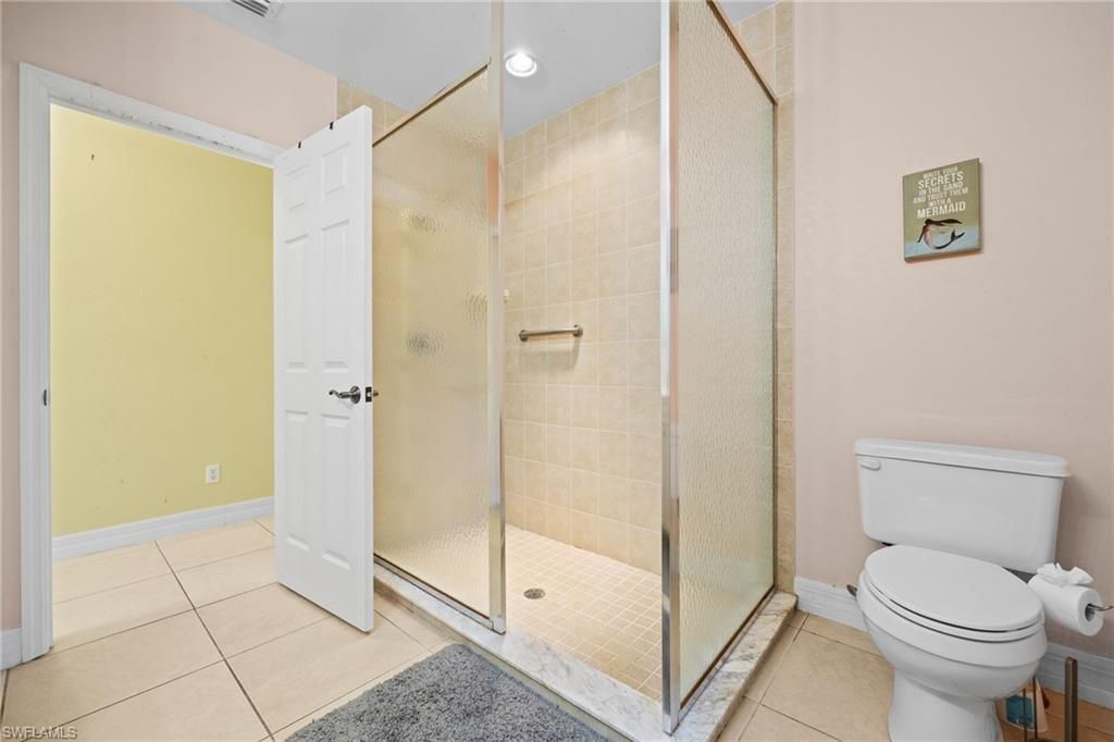 812 Mcarthur Ave, Lehigh Acres, FL 33936 Photo