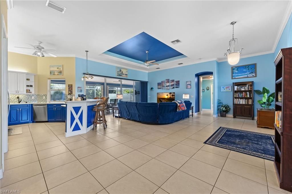 812 Mcarthur Ave, Lehigh Acres, FL 33936 Photo