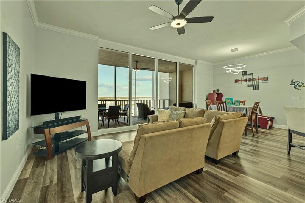 2104 W First St, Unit 2702, Fort Myers, FL 33901 Photo